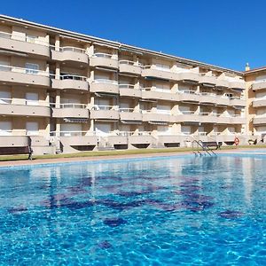 Apartment Residencial Manureva V-3